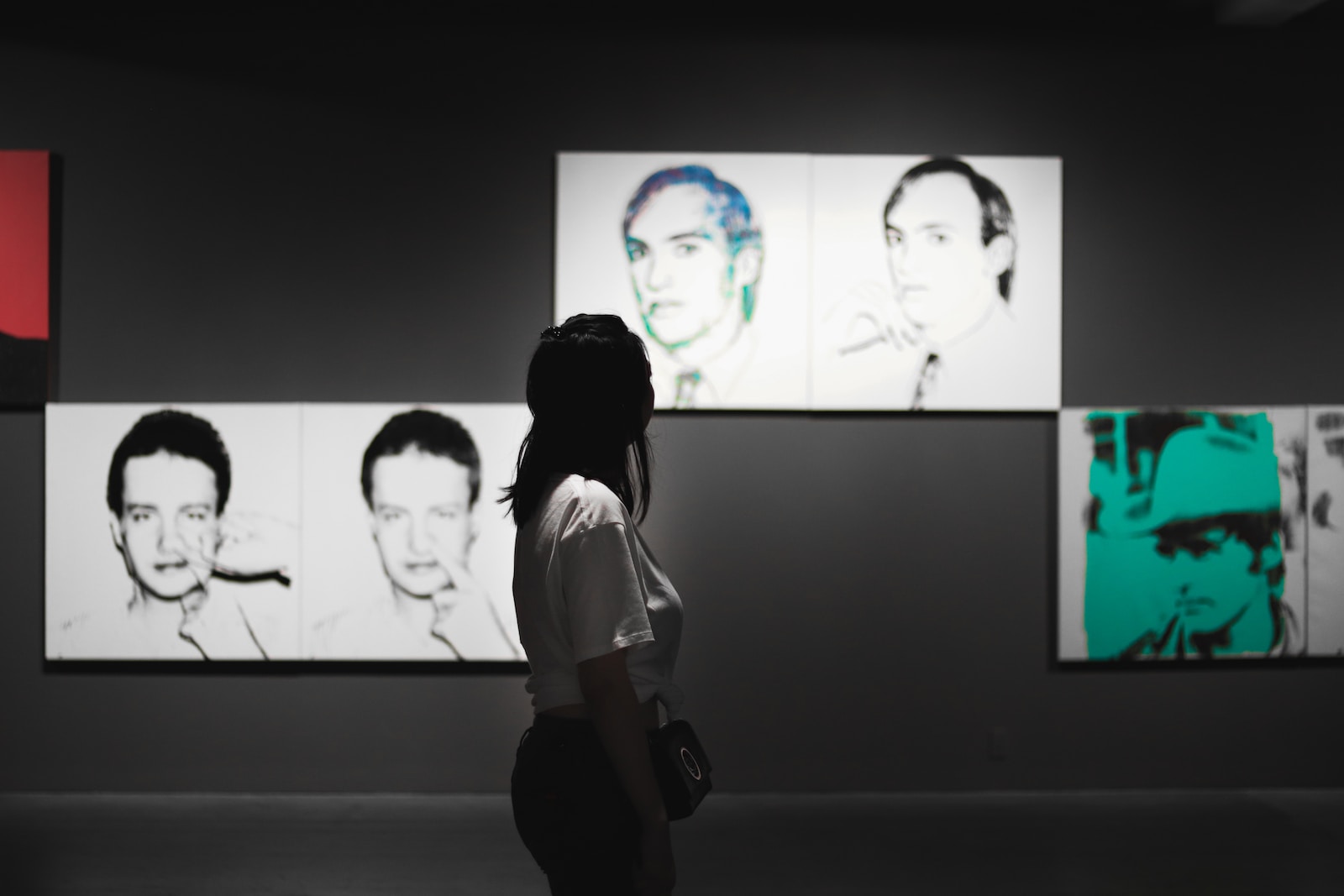 A short tour at Andy Warhol Museum at Pittsburgh. Took the picture while my friend is wandering through some portraits by Andy Warhol.