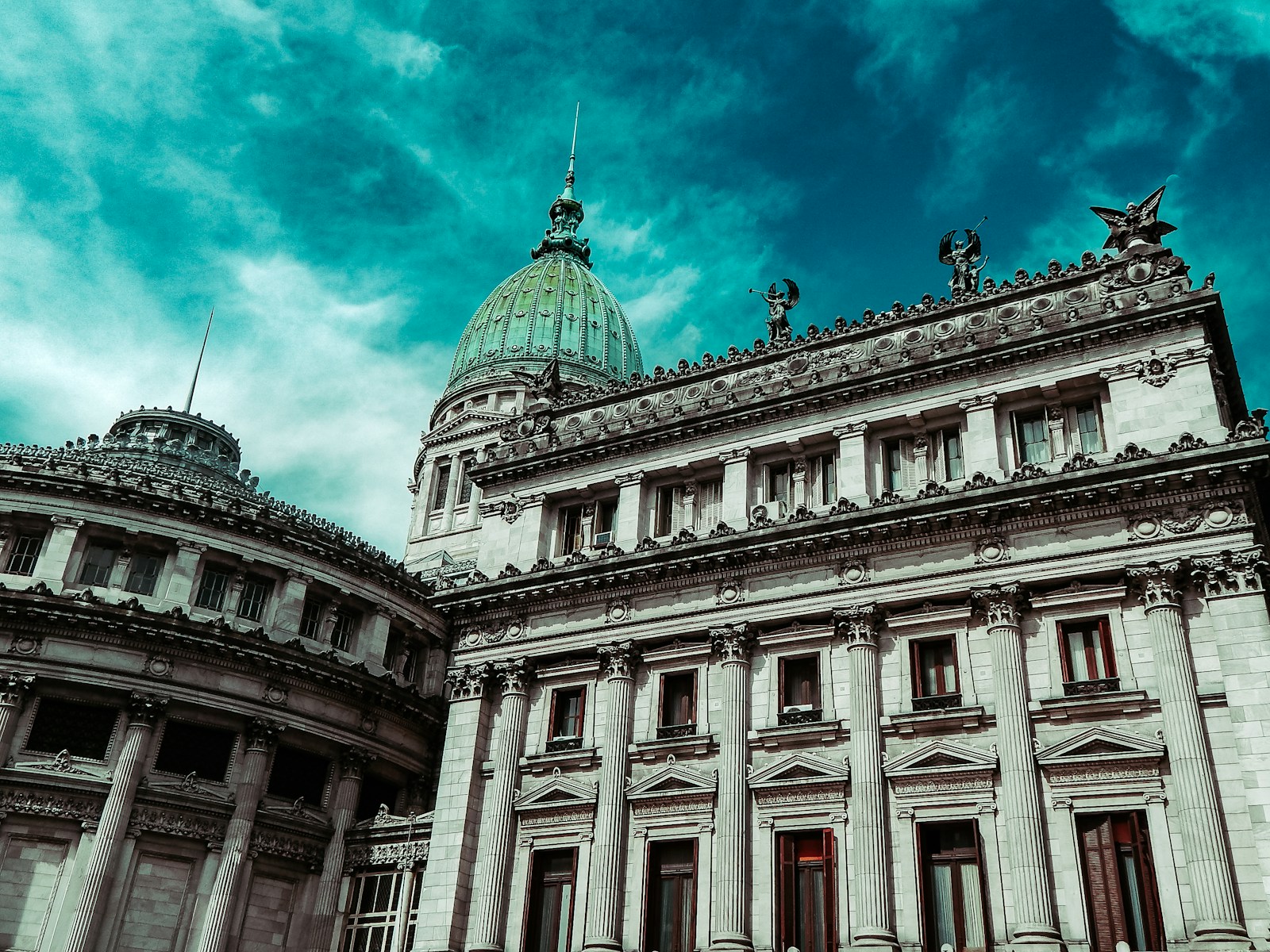 1772038388-2352-1294-lxb_photoYhIzvrk4hm8lxb_photo-